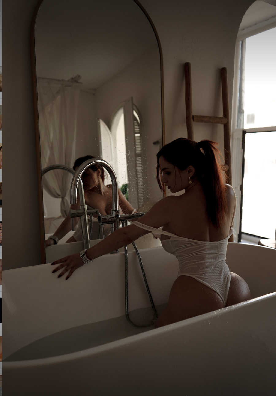 A playful frame from Miranda Faith nude — online in Putian