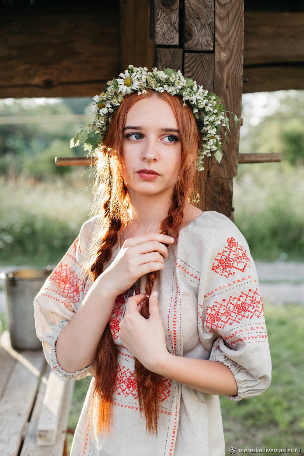 Girls in Slavic costumes in Putian